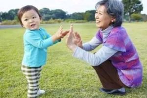 兒媳去世半年兒子再找，訂婚宴上五歲孫女喝瓶飲料，婚約取消！