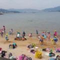 神級自律！日本幼稚園生到海灘玩耍「連前人垃圾都帶走」，「使用後的海灘」超整潔讓網友跪嘆！