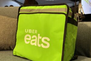 外送員之死 北市勞動局開罰Uber Eats 30萬元