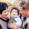 原來把孩子交給阿公阿嬤照顧「能幫助老人家長壽」！這份研究結果證明了子女的決定是對的！