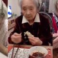 98歲奶奶吃火鍋在網路爆紅，究竟他的養生秘訣是什麼呢?