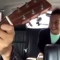 這位計程車司機是陳奕迅忠實粉絲，沒想到那麼巧偶像竟然坐上自己的車，接著還開始清唱，那聲音簡直就像播CD一樣！