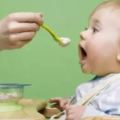 這樣給寶寶喂飯大錯特錯！千萬不要害了寶寶