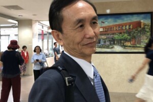 吳子嘉指馬英九收頂新逾10億 兩方律師交鋒「賠多少」