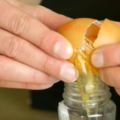 往瓶子裡打入一顆雞蛋，隨後每天都能享用美味早餐