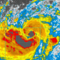 可能放颱風假？利奇馬開眼轉中颱「80%襲北基宜地區」　豪雨狂下3天「暴風圈登陸時間」曝光已