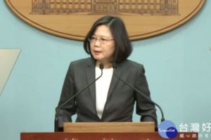 解嚴30週年蔡英文：與台灣人民一起努力，終結藍綠惡鬥