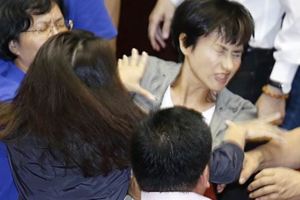 邱議瑩算什麼見義勇為