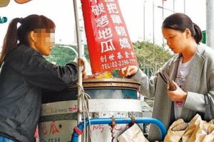40歲單親媽捐骨髓救早產女，看見女兒「4度戰勝死神」...讓她再累也要「拖著病體賣地瓜」！