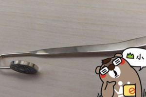 女交換生在離別前送了「彎曲鐵鉤」當紀念…他不解！內行網友揭：她在暗示你！