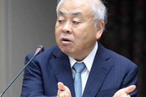 主計長稱退休5萬元夠用李來希嗆：他夫妻月收近50萬還說嘴