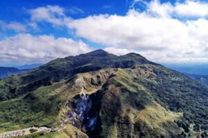 台北市第一高峰七星山，108年元旦舉辦登七星山活動，登高祈福賀新年！