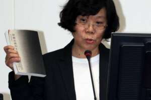 管中閔就任台大校長　教授鄭秀玲批：監察院還在調查，管應只是暫任校長