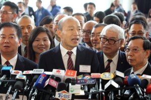 韓國瑜訪港未回應政治問題 強調「拚經濟不是拚外交」