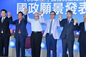 國民黨夢魘！李艷秋：若郭韓脫黨參選「辣台妹撿到核彈」