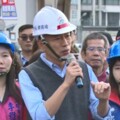 韓國瑜大陣仗視察路平　見龜裂爛路直呼不像話