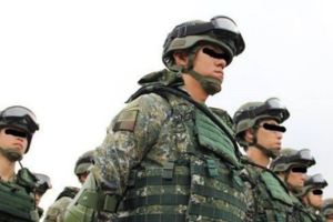 國軍推出「1年志願役」超誘人？老人勸：當4個月保平安就好...