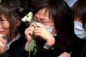 梅豔芳媽媽突然爆料：「最對不起梅豔芳的人是劉德華！」原來20年前，劉德華跟梅艷芳居然…..這個消息太震撼！