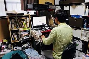 日本有115萬「繭居族」：20多年足不出戶，靠「啃老」度過一生！
