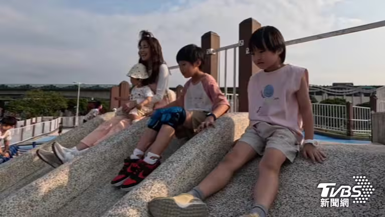 林舒語三子個性大不同。(圖/TVBS) 林舒語三子個性大不同。(圖/TVBS)