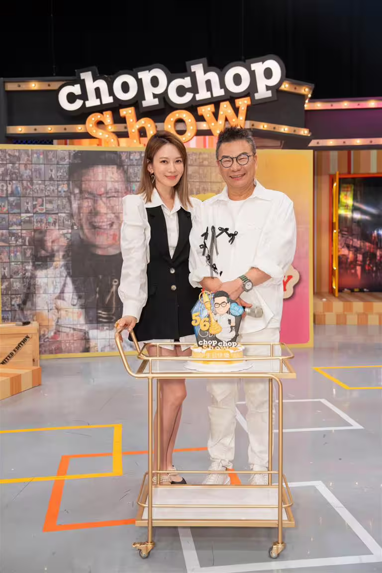 Melody本月15日宣布請辭跟沈玉琳主持的《11點熱吵店》。(圖/翻攝自臉書) Melody本月15日宣布請辭跟沈玉琳主持的《11點熱吵店》。(圖/翻攝自臉書)