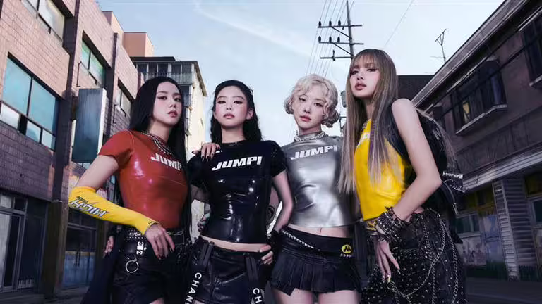 BLACKPINK全員皆未入榜。(圖/翻攝自BLACKPINK臉書) BLACKPINK全員皆未入榜。(圖/翻攝自BLACKPINK臉書)