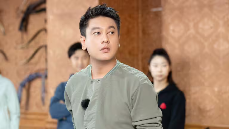 朱孝天將舉辦個人巡迴演唱會,卻引來網友質疑有哪些作品。(圖/翻攝自朱孝天微博) 朱孝天將舉辦個人巡迴演唱會,卻引來網友質疑有哪些作品。(圖/翻攝自朱孝天微博)