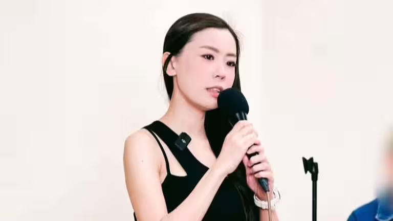 林冠吟被封「女版周杰倫」。(圖/翻攝自臉書) 林冠吟被封「女版周杰倫」。(圖/翻攝自臉書)
