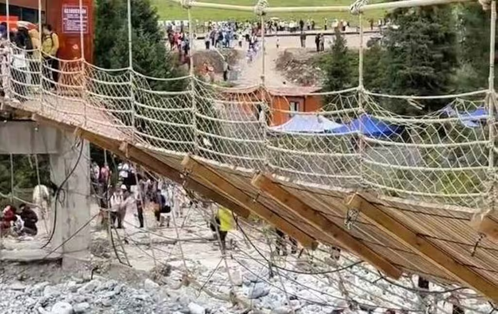 %e5%90%8a%e6%a9%8b%e6%96%b7%e8%a3%82