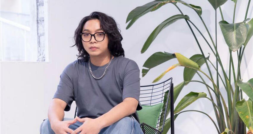 獨家／曾睡倉庫！音樂才子被當惡鄰居 抗戰三年吐「無奈心聲」
