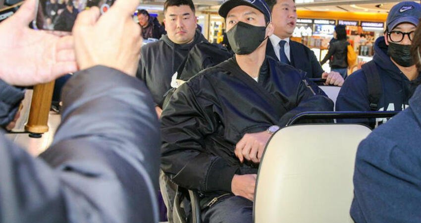 直擊／男神玄彬「一身黑帥氣抵台」！晚上西門町與粉絲相見歡