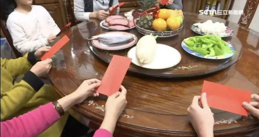 為何初二才能回娘家？都是這位皇帝害的！女兒初一回宮拜年要她：滾回去