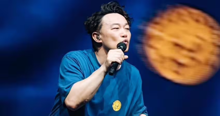 陳奕迅現蹤高雄捷運！演唱會首日超多大咖全來了 周杰倫吐3句話祝福
