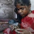 她被父親50元賣做女傭，數百萬印度兒童還在重復這樣的命運