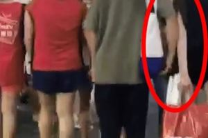 西門町鹹豬手伯現蹤！故意挑落單女子碰撞手臂甚至卡油，社員已報警並放上影片呼籲大家小心