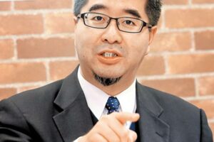 蕭旭岑批小英 我們就是中華民國 有什麼好動搖