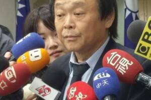王世堅評韓冰　如同地獄裡的仙女「人見人愛」