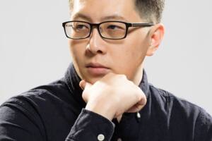 藍委哭身分證沒國旗操縱對立 王浩宇酸「鈔票也沒國旗怎沒哭」