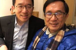 韓國瑜登陸稱強烈支持九二共識　扁諷：賣某做大舅