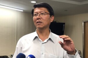 民進黨連這張牌都敢用 謝龍介叮囑國民黨這一句話