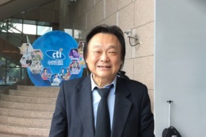 韓冰不幫王世堅站台但遠遠祝福　王讚這一句話