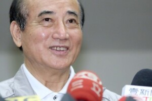 馬英九讓韓國瑜受委屈？　王金平笑回這一句話