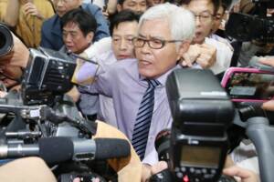 只用3秒出賣台灣民主  民進黨一舉引爆網怒火！