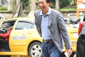 鴻海部分產線移到高雄　韓國瑜再報喜：還有2、3間廠商也要來