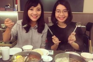 正妹議員直播！黃捷開嗆：韓國瑜沒禮貌、很會耍猴戲