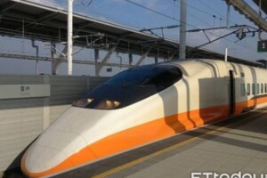 高鐵通車12年谷底翻身　謝金河：誰說高鐵是廢鐵？