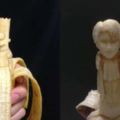 平凡的香蕉經過這名香蕉達人的巧手雕刻之後，瞬間變成赫赫有名的大人物！
