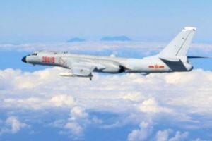 共軍軍機穿越島鏈繞台是在等待時機！