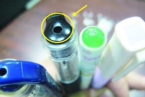 原子筆上的小洞是幹嘛用的?這個隱藏版的設計...關鍵時刻居然可以「救人一命」