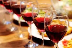 喝紅酒能預防心臟病？怎樣喝紅酒才健康？